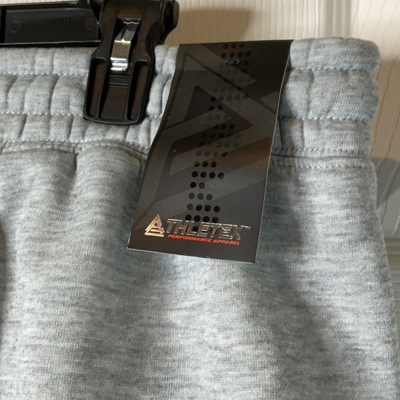 THLETEX Men’s Athletic Sweatshort – Size L - Picture 8 of 12